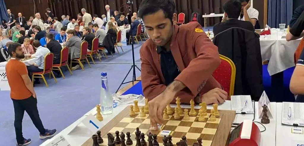 Arjun Erigiasi becomes the 2nd India to surpass the 2800 Elo Rating in Chess!